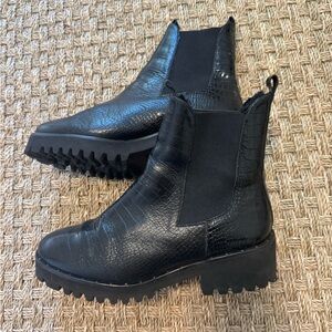 Freda Salvador platform textured boots